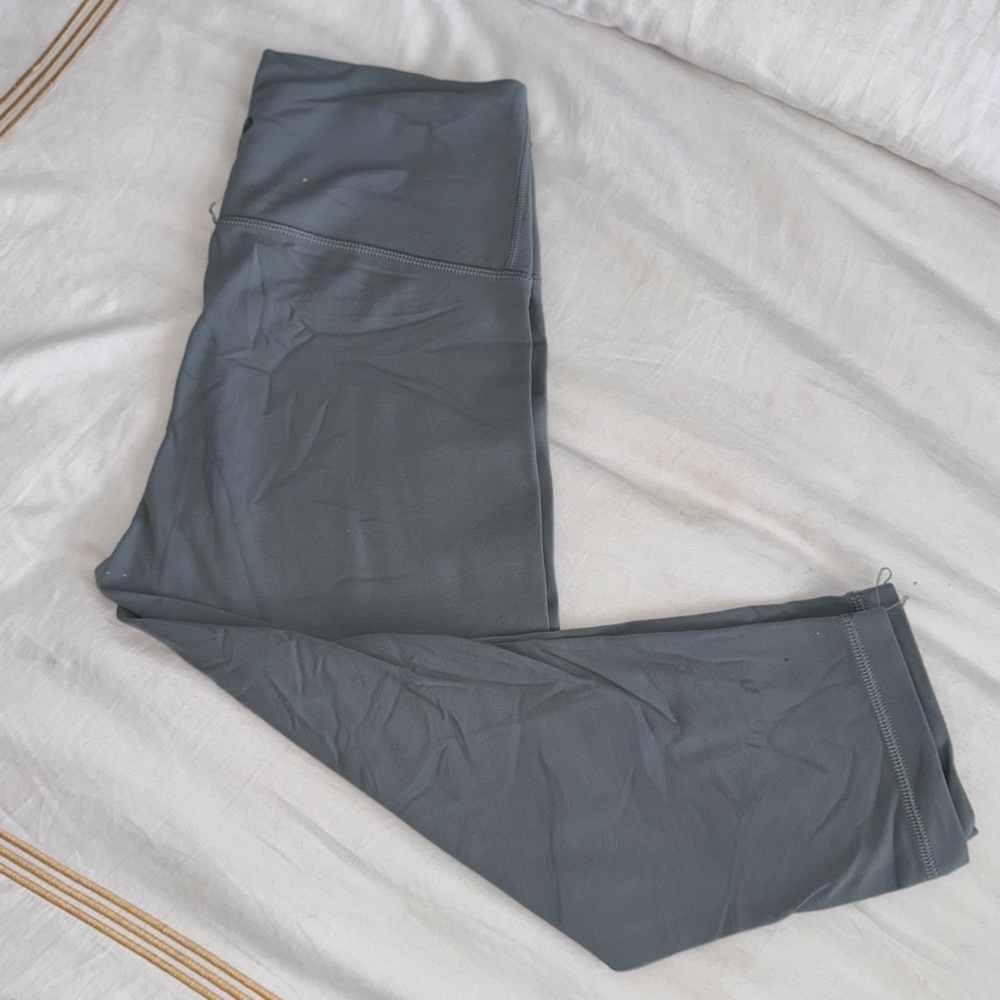 TNA leggings